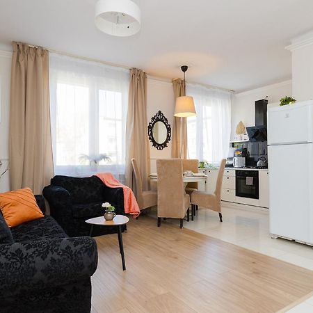 Superapart Grochowska 136, Very Close To The Mon Hospital On Saszerow Street Warsaw Ngoại thất bức ảnh